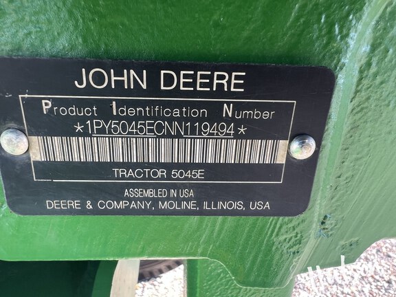 Photo of 2022 John Deere 5045E