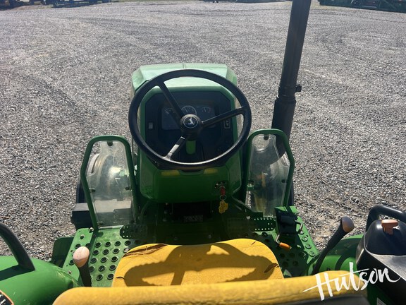 Photo of 2022 John Deere 5045E