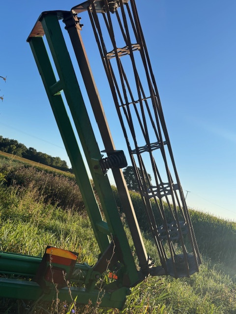 John Deere 200 Image 2