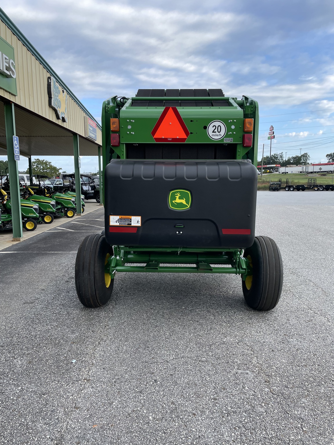 2024 John Deere 451M Image 3