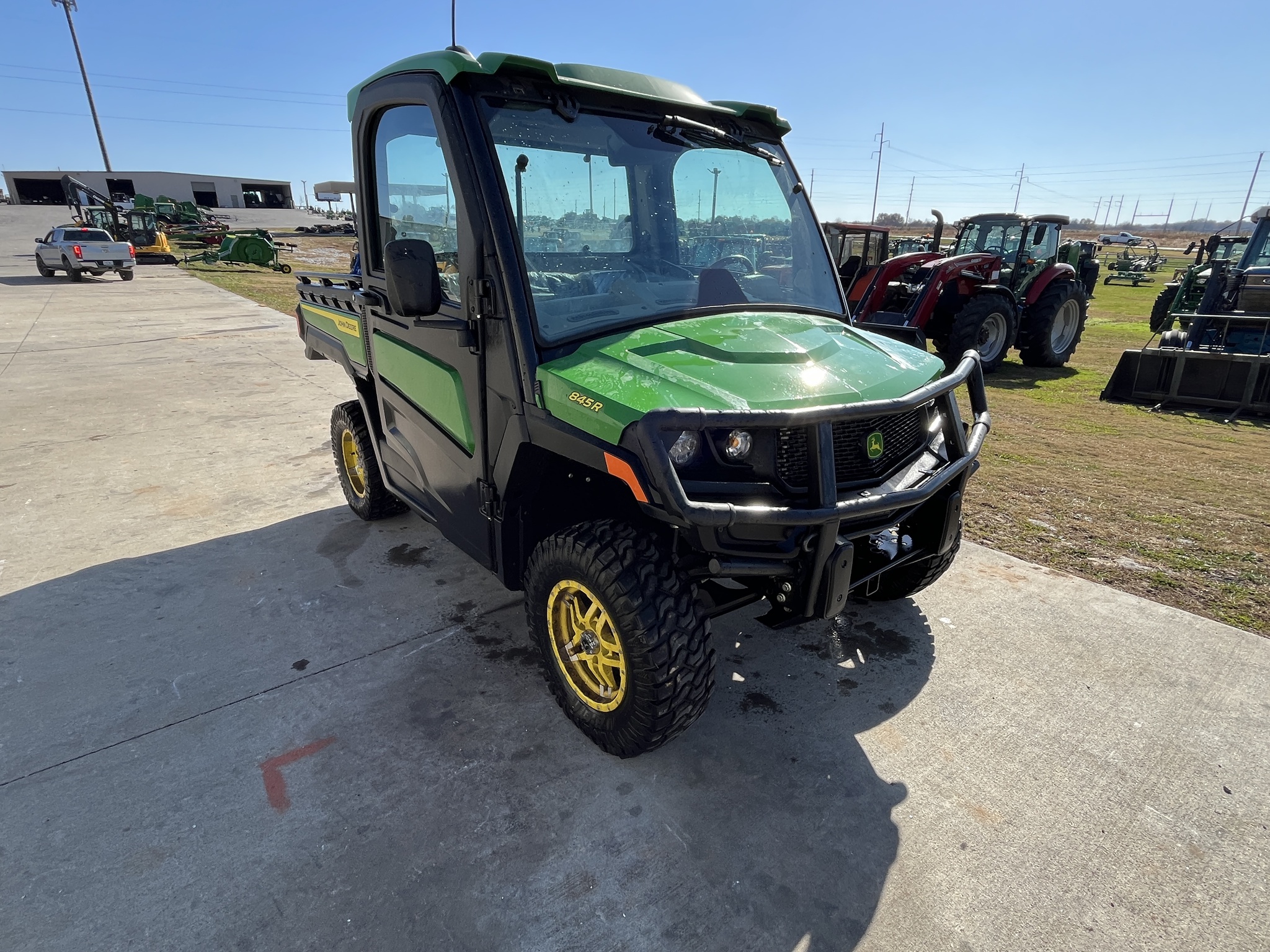  2025 John Deere XUV 845R at Heritage Tractor in Rogersville, MO