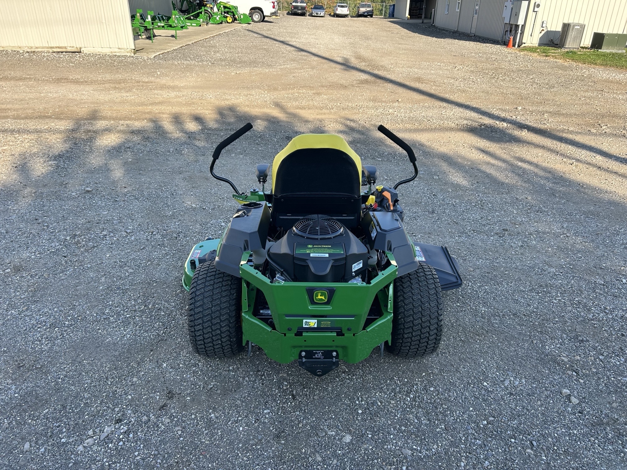 2025 John Deere Z330R Image 2