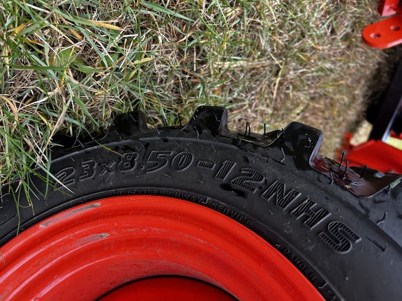 2021 Kubota LX3310 - Photo9