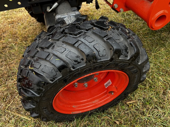 2021 Kubota LX3310 - Photo10