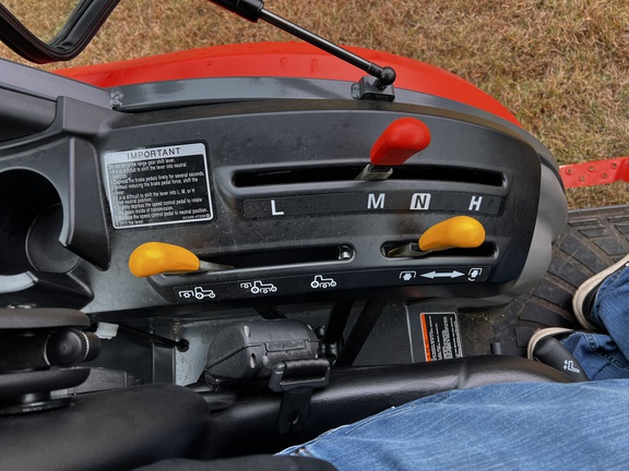 2021 Kubota LX3310 - Photo33