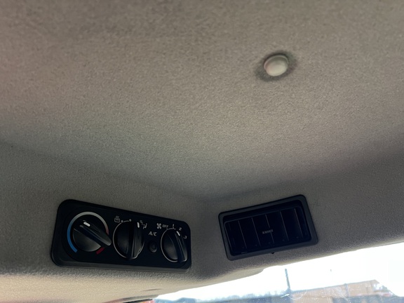 2021 Kubota LX3310 - Photo35