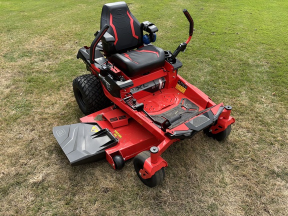 2024 Gravely ZT XL 52