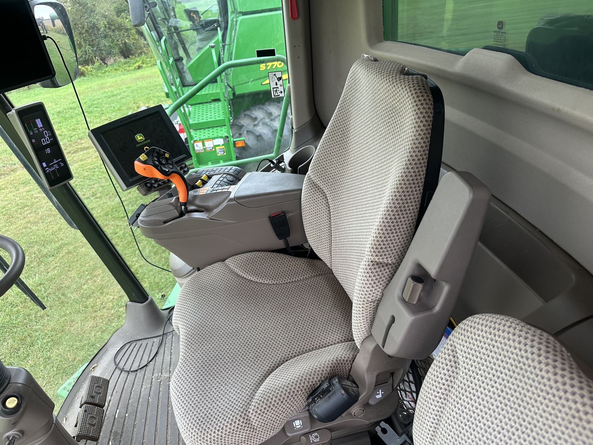 2020 John Deere S770 Image 19