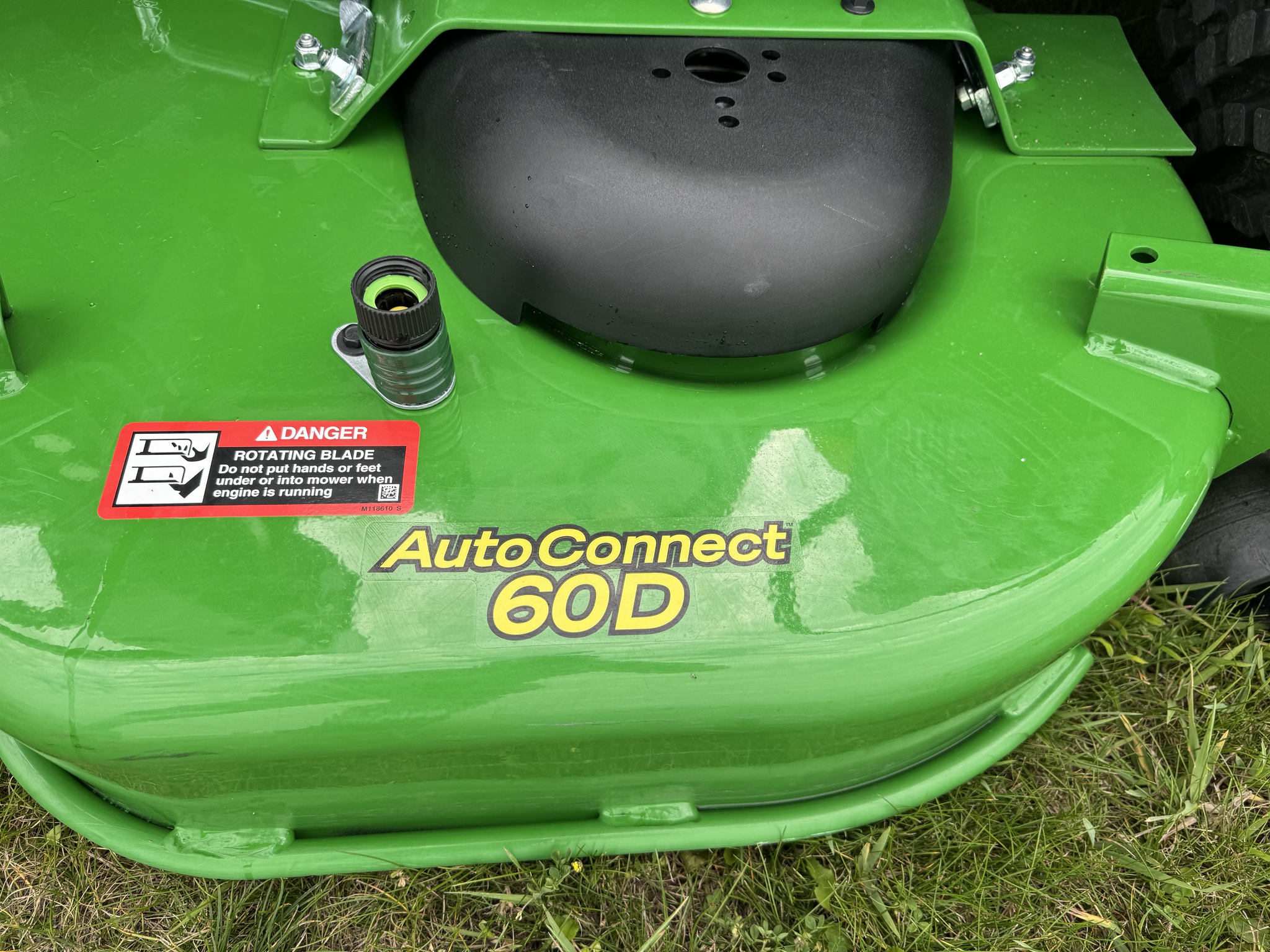 2023 John Deere 1025R Image 15