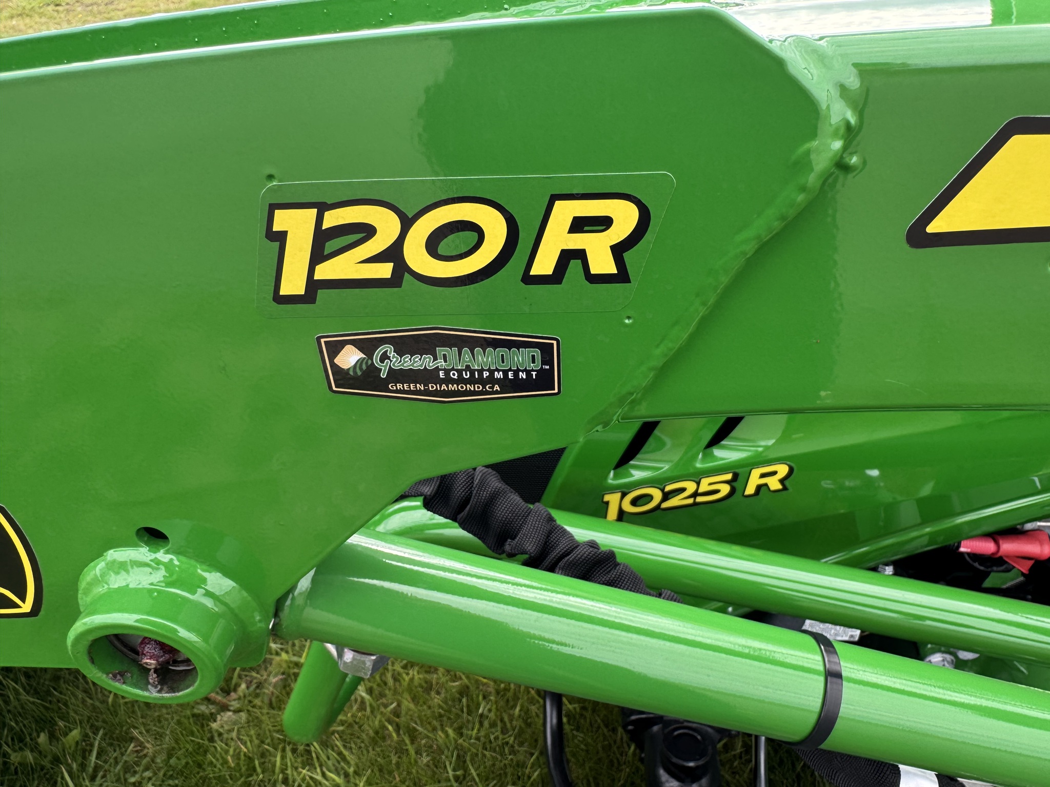 2023 John Deere 1025R Image 18