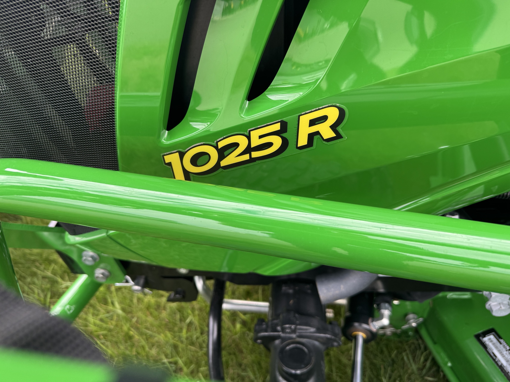 2023 John Deere 1025R Image 17