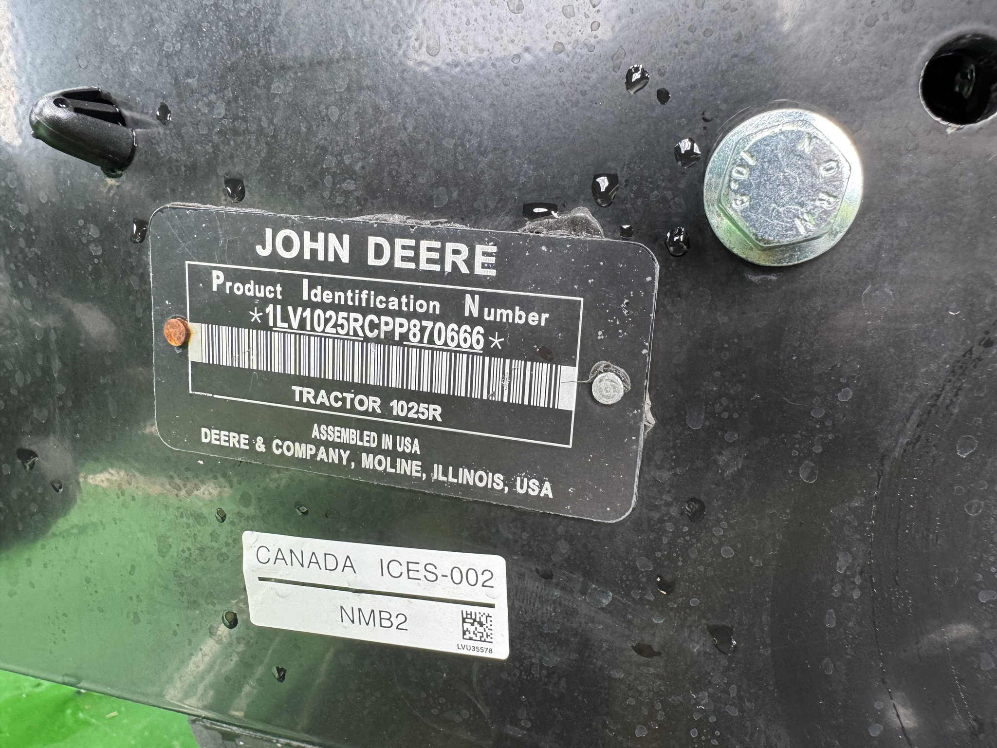 2023 John Deere 1025R Image 21