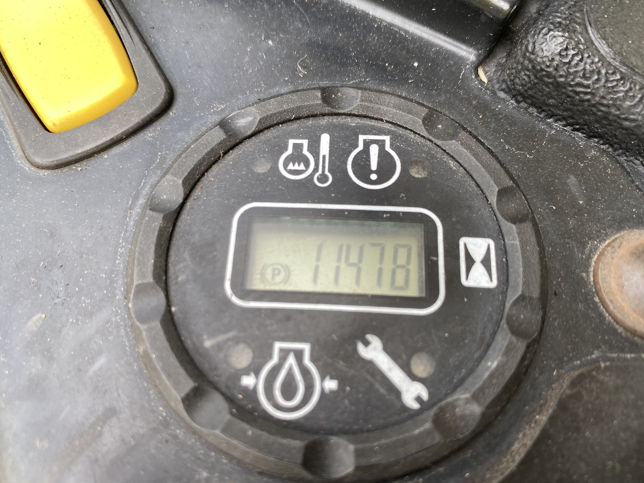 2019 John Deere Z970R Image 6