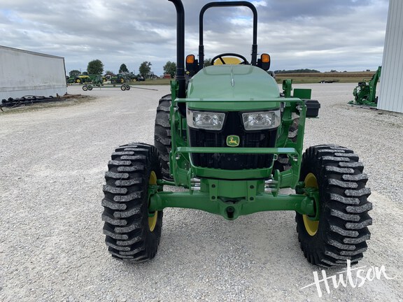 Photo of 2024 John Deere 5075E
