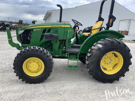 Photo of 2024 John Deere 5075E