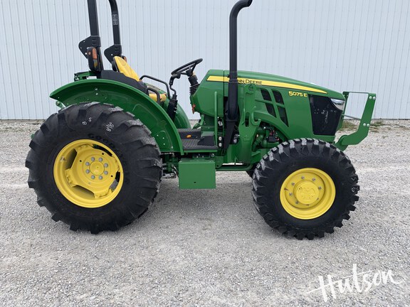 Photo of 2024 John Deere 5075E