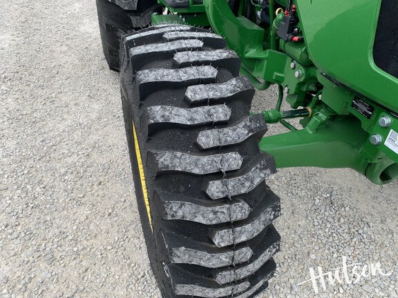 Photo of 2024 John Deere 5075E