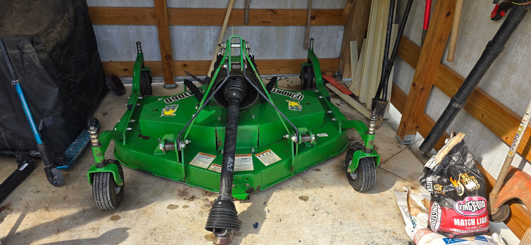 John Deere GM1060R Image 2