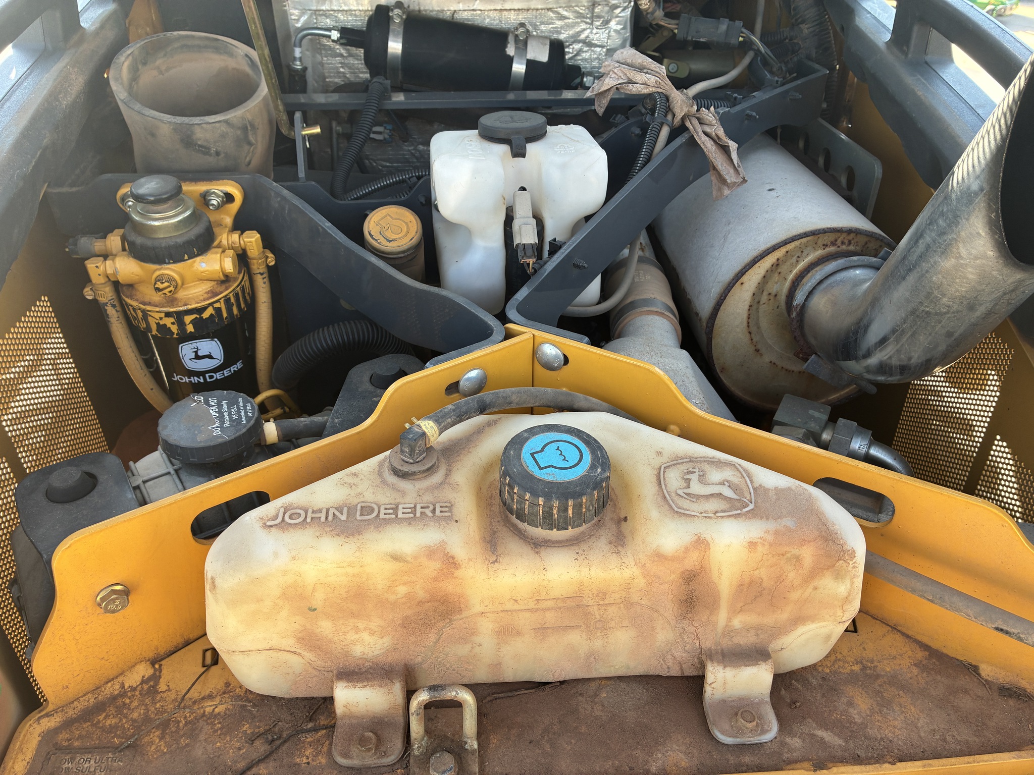 2012 John Deere 326D Image 12