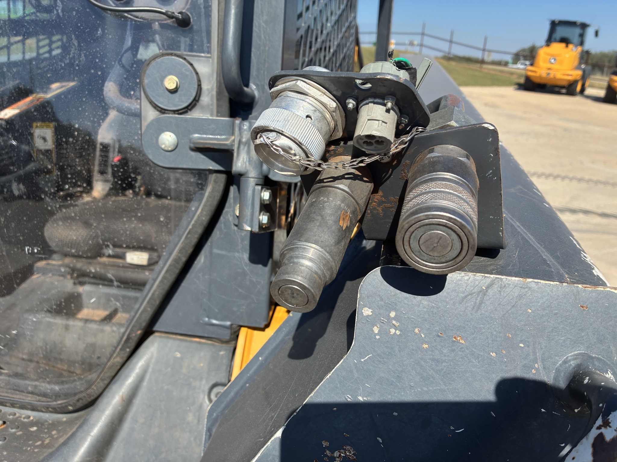 2012 John Deere 326D Image 16