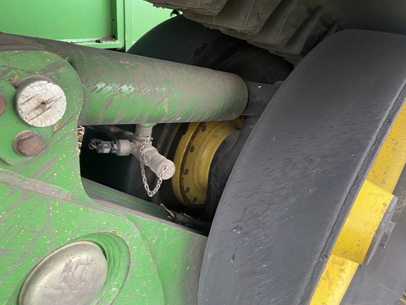 2002 John Deere 9320T - Photo17