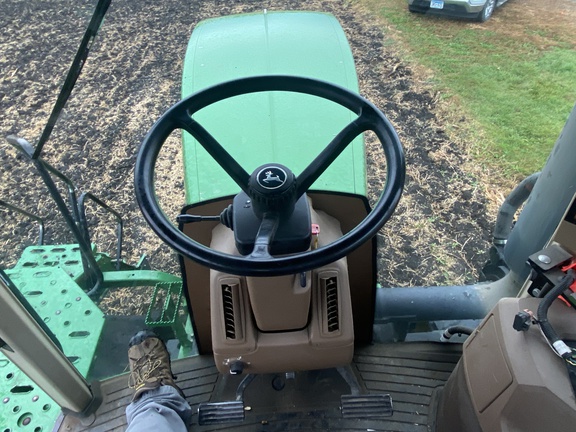 2002 John Deere 9320T - Photo30