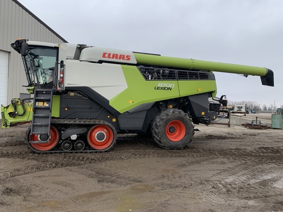 2022 Claas 8700TT thumbnail 2