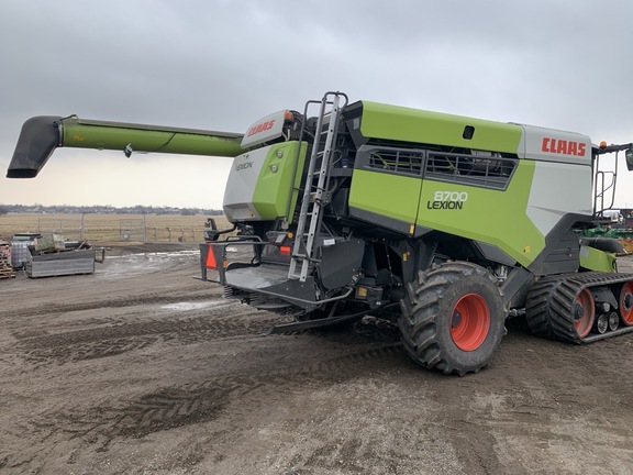 2022 Claas 8700TT thumbnail 5
