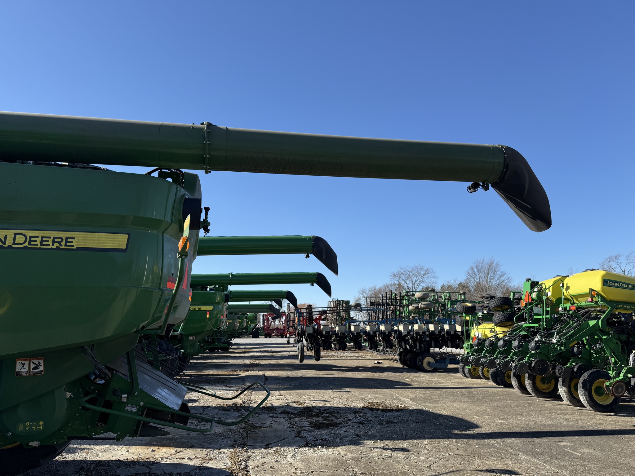 2023 John Deere S780 Image 6