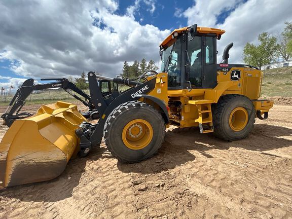 Photo of a 2024 John Deere 624P