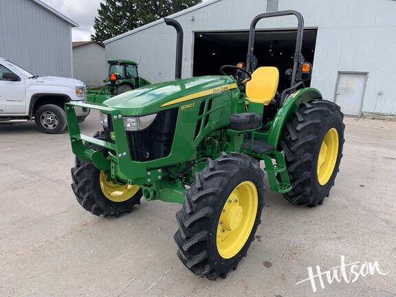 Photo of 2024 John Deere 5060E