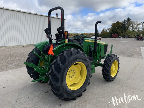 Photo of 2024 John Deere 5060E