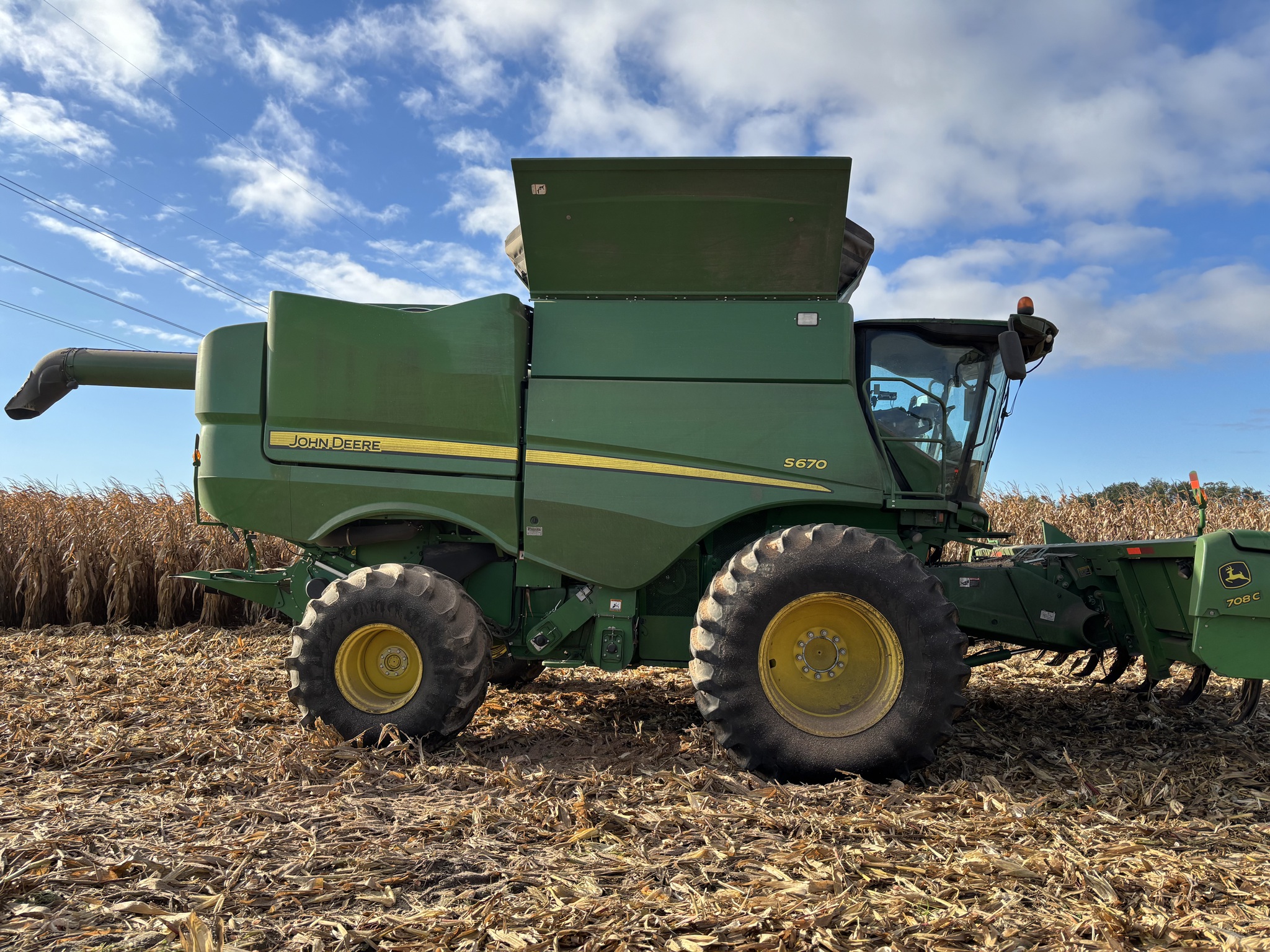 2016 John Deere S670 Image 1