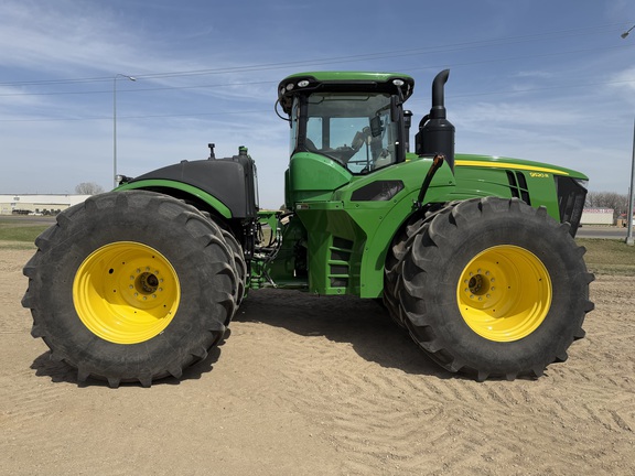 2021 John Deere 9520R - Photo2