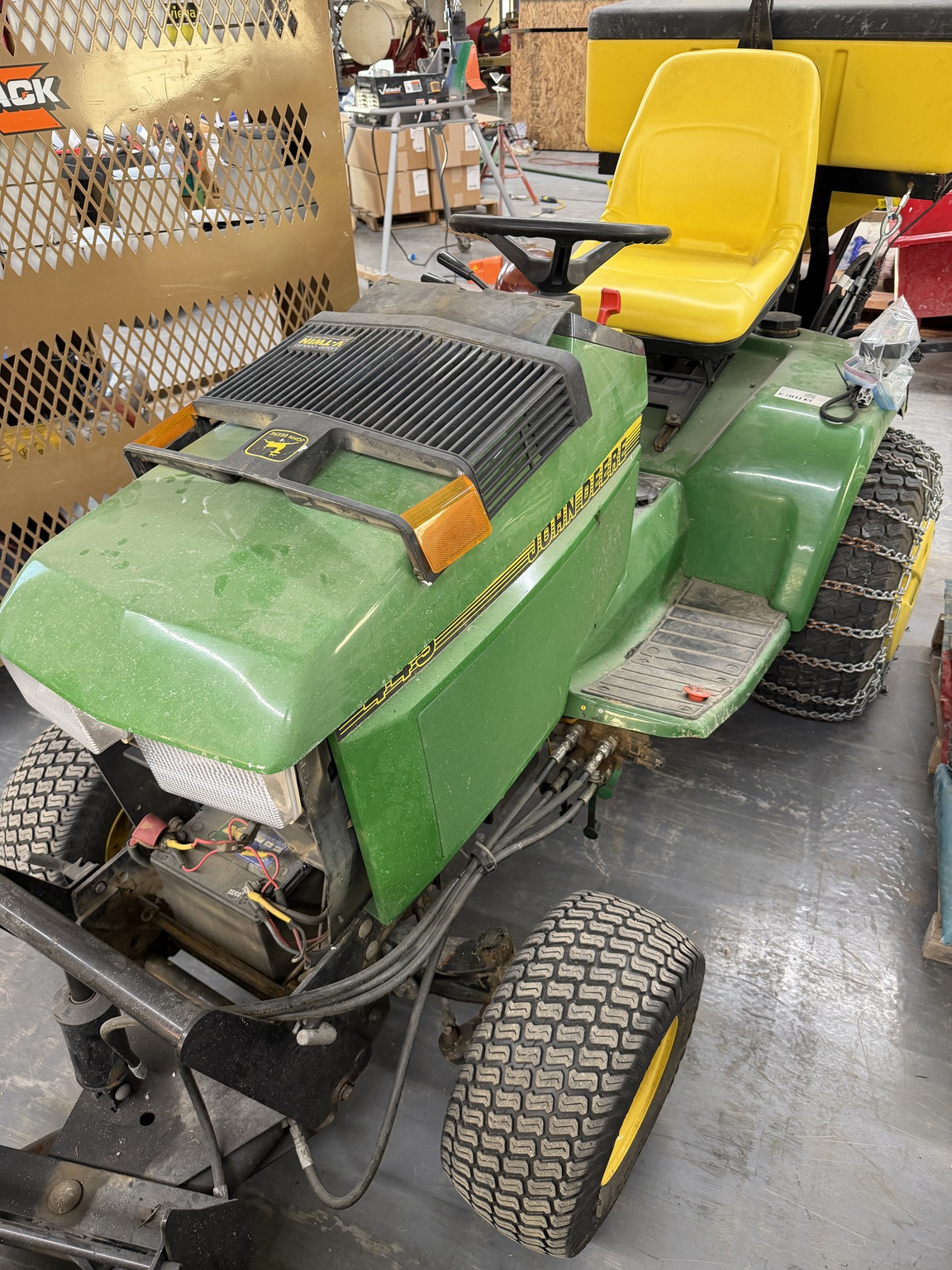 1996 John Deere 445 Image 6