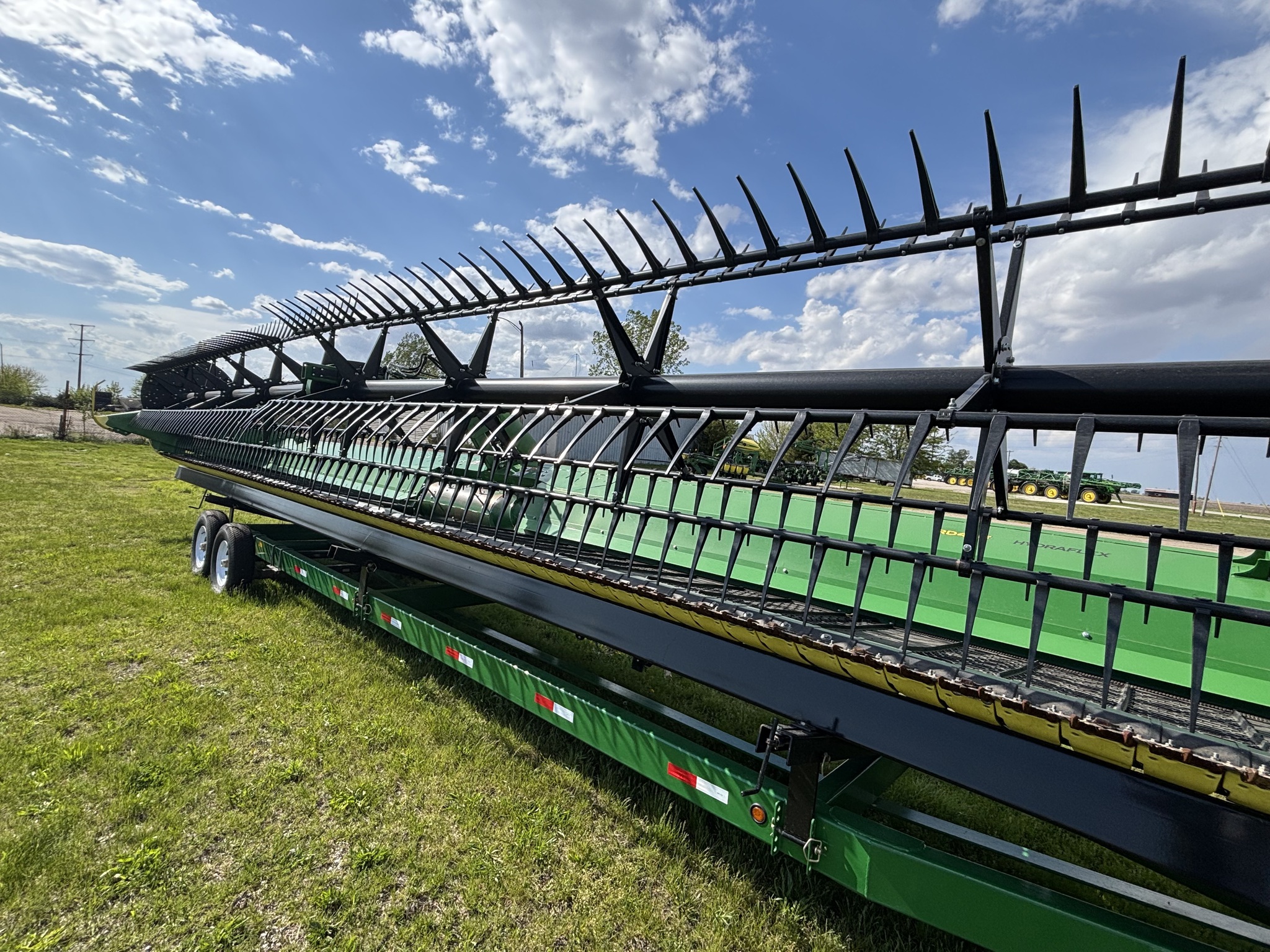  2023 John Deere RD40F at Heritage Tractor in Galesburg, IL