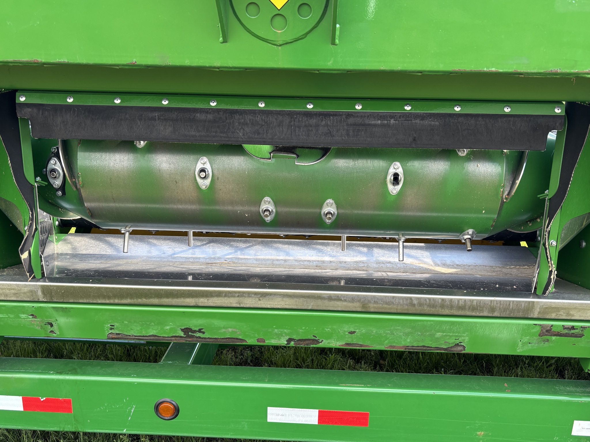  2023 John Deere RD40F at Heritage Tractor in Galesburg, IL