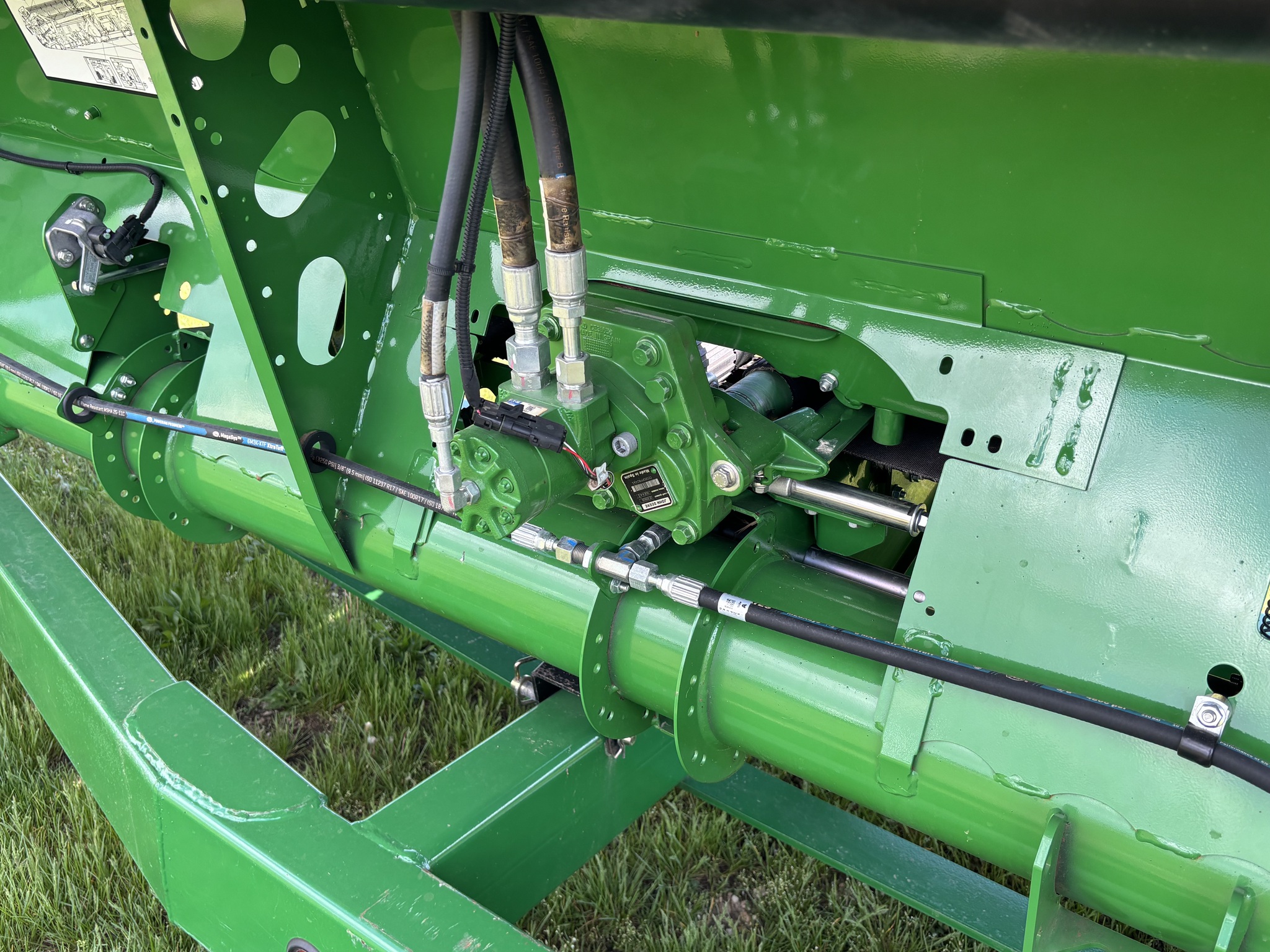  2023 John Deere RD40F at Heritage Tractor in Galesburg, IL