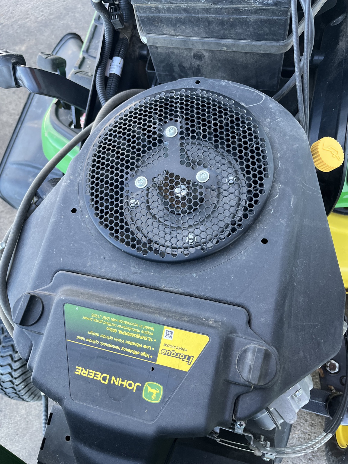 2019 John Deere X370 Image 3