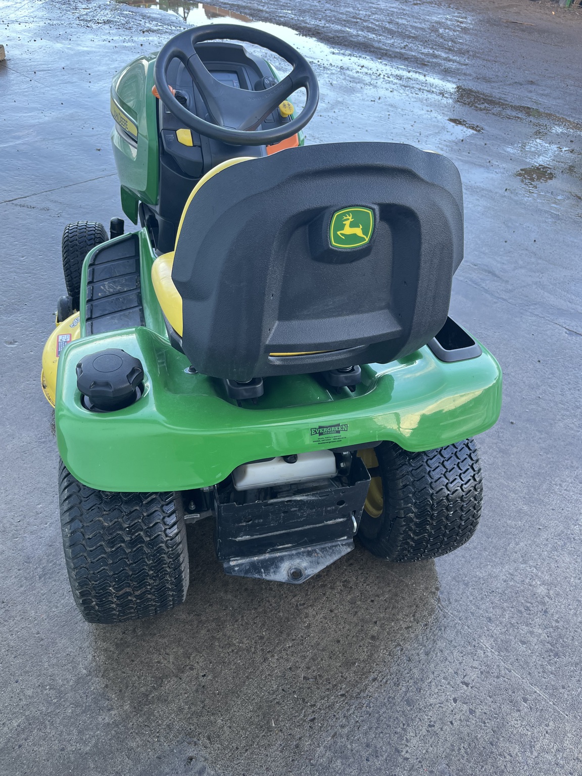 2019 John Deere X370 Image 7