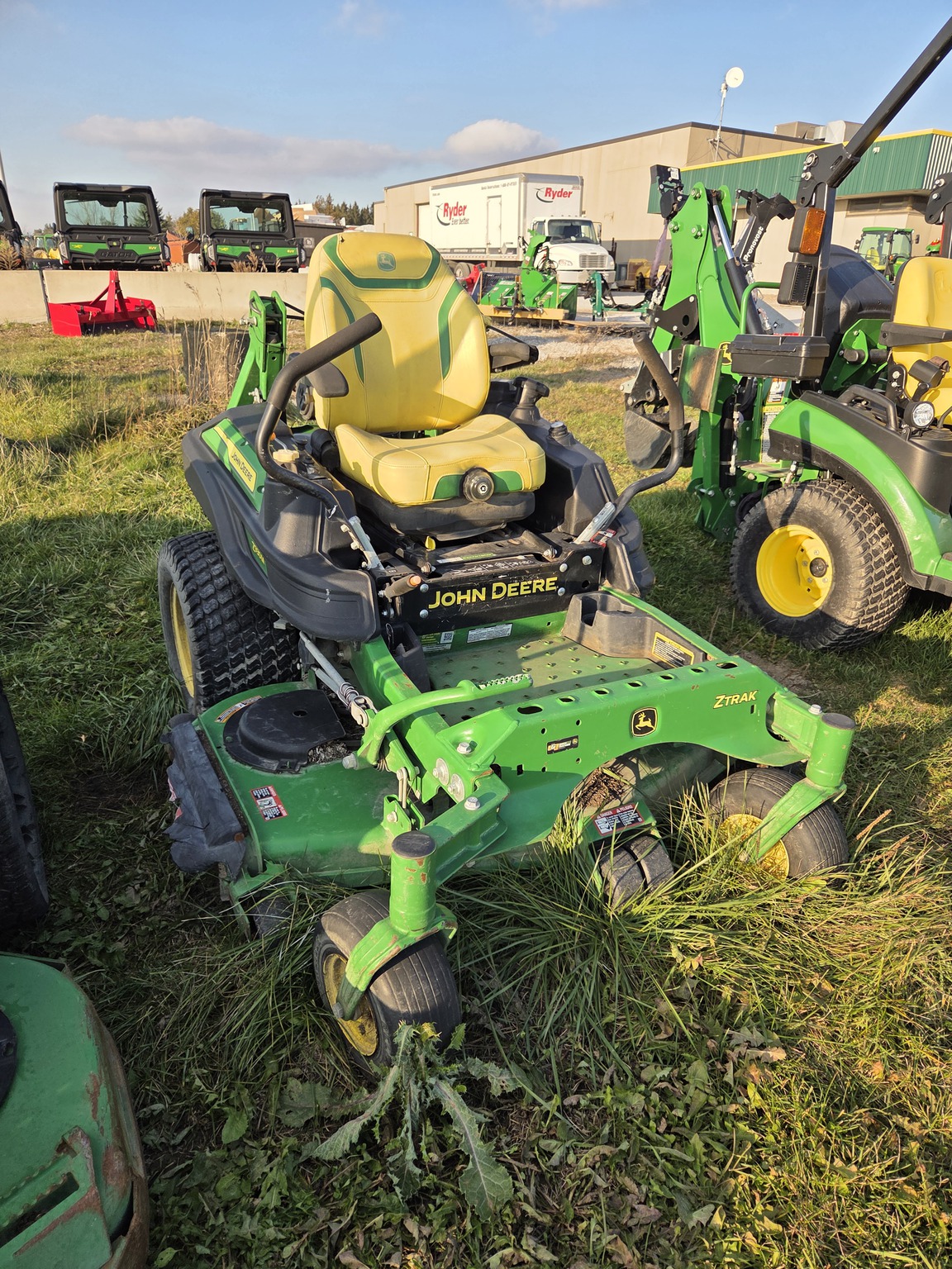 2022 John Deere Z930M Image 4