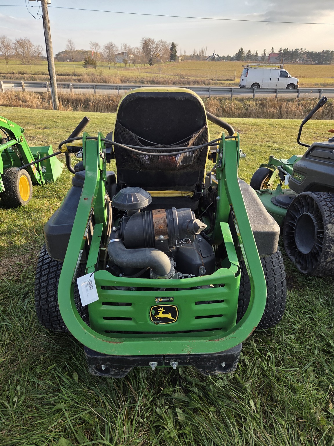 2022 John Deere Z930M Image 3