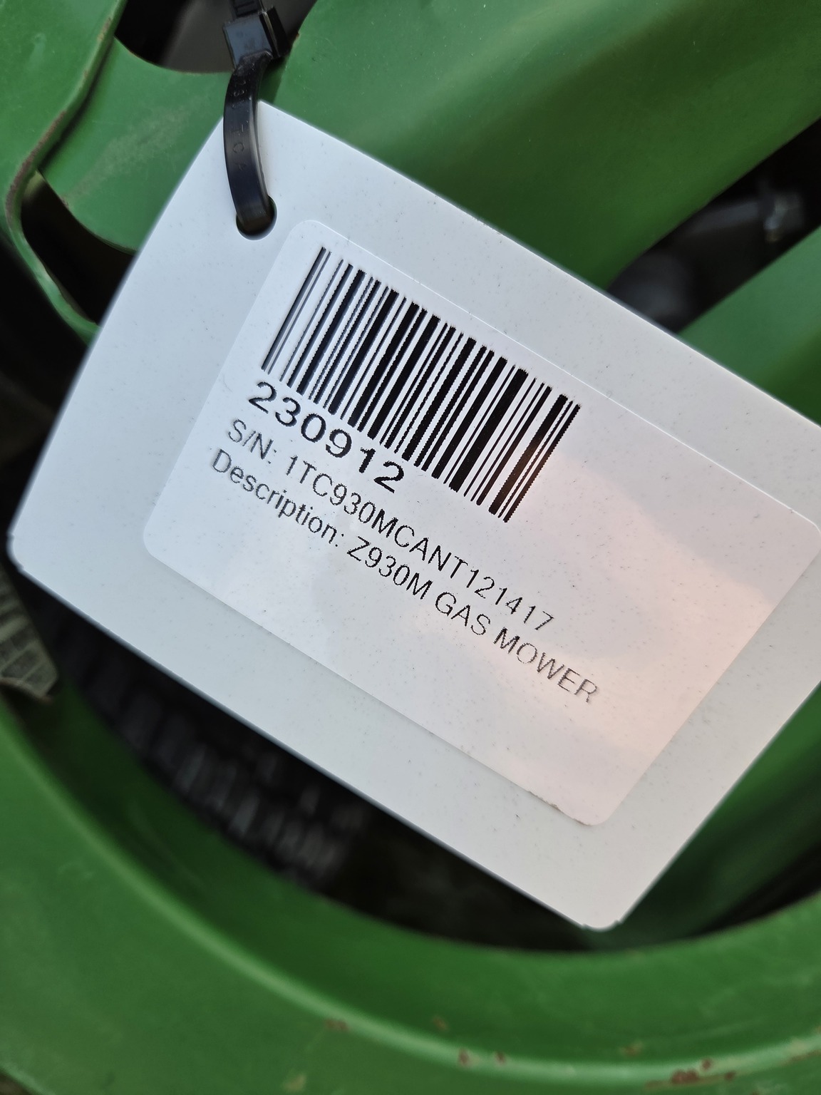 2022 John Deere Z930M Image 5