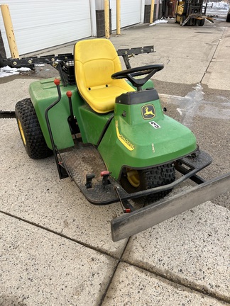 Used 2004 John Deere 1200A Bunker Rakes at Horizon Ag & Turf in Calgary, AB - Photo2