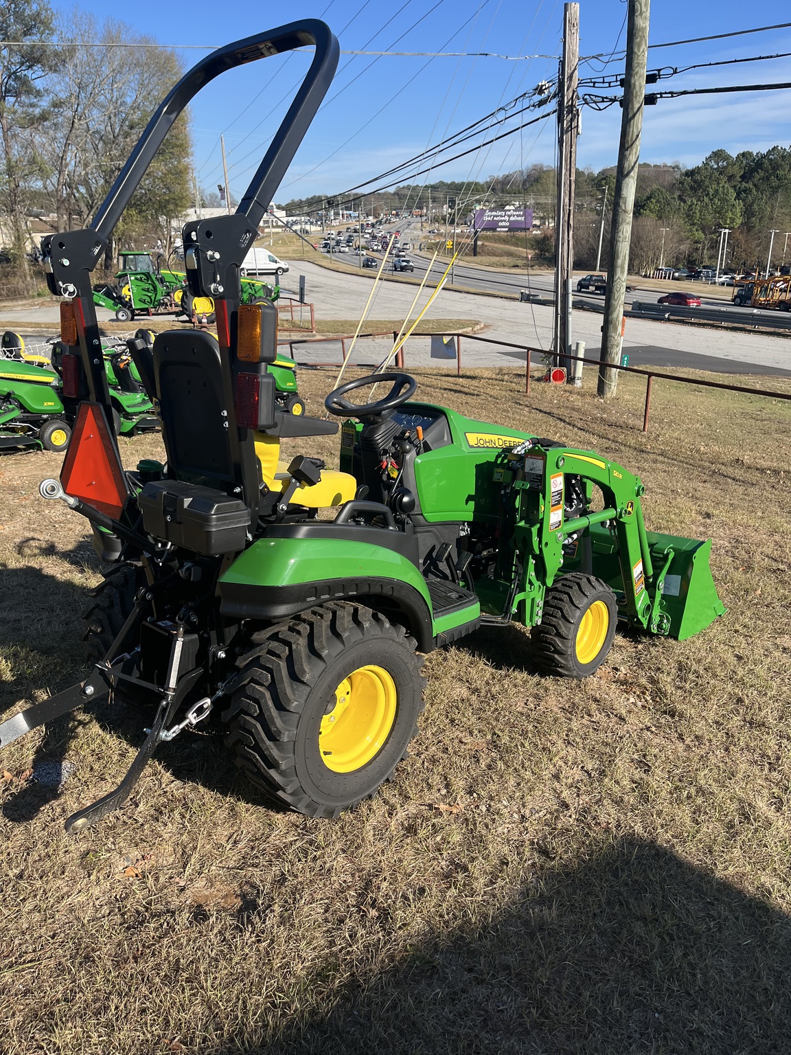 2024 John Deere 1025R Image 6