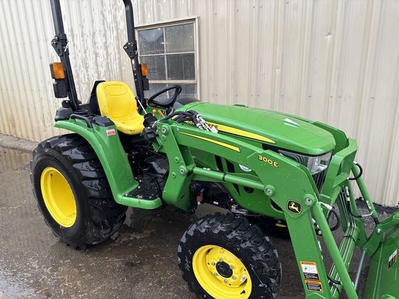 2025 John Deere 3038E Photo 1