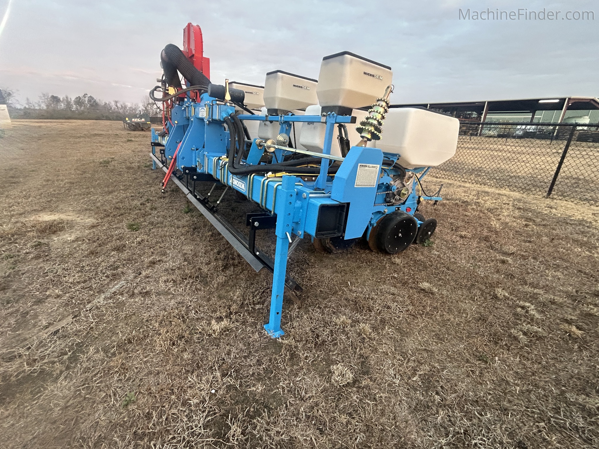 2024 Monosem NG+4 twin row planter | Planters: Integral