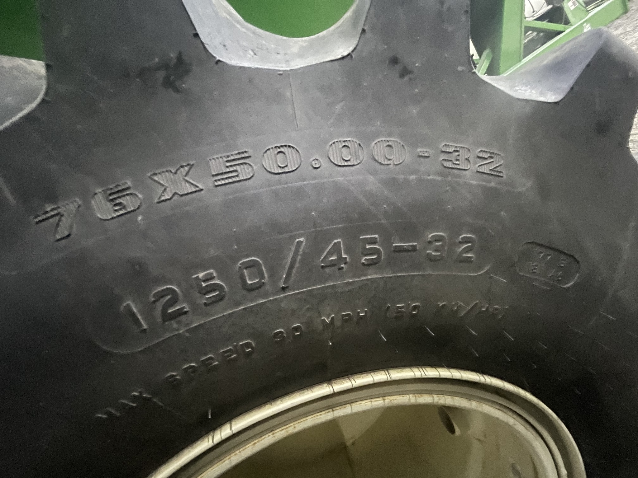 2013 Unverferth BRENT 1082 Image 7