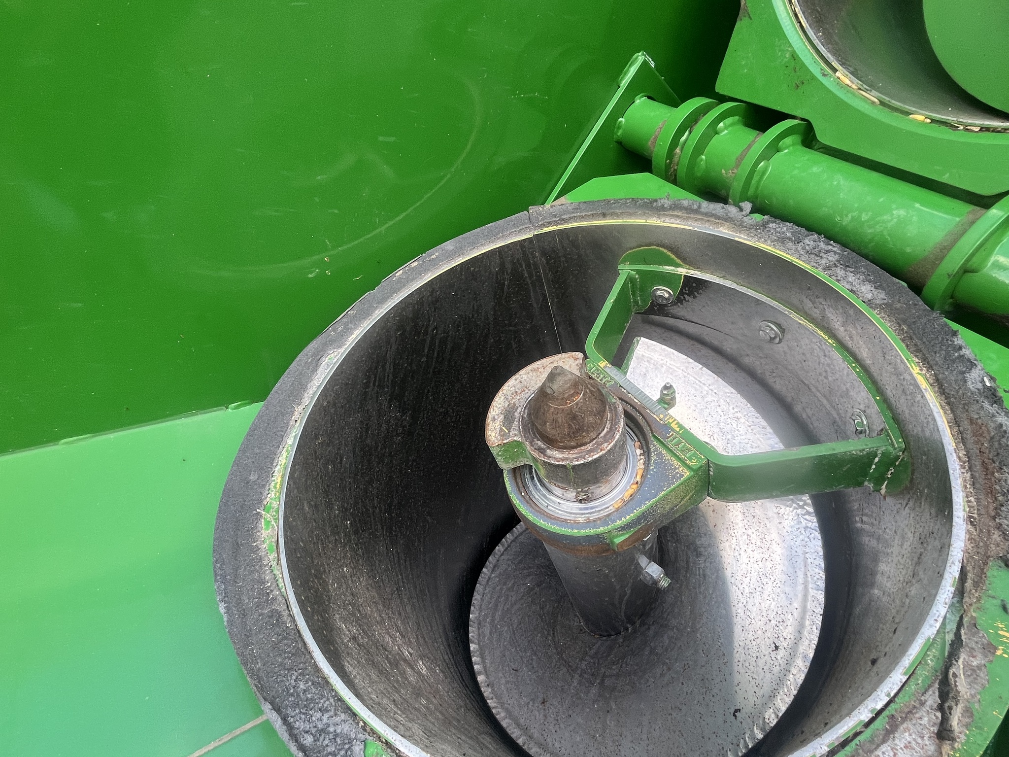 2013 Unverferth BRENT 1082 Image 9