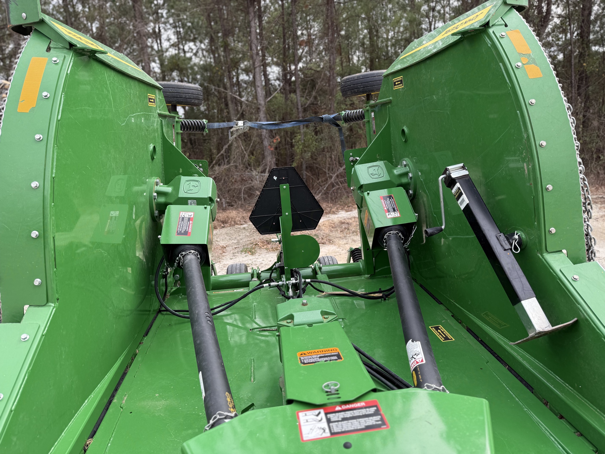 2024 John Deere FC15M Image 8